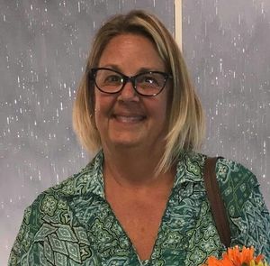 Meet your Posher, Lisa marie